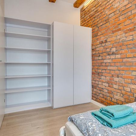 Apartament Z Widokiem Na Rynek Гливице Екстериор снимка